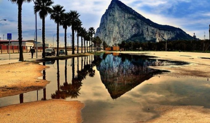 Гибралтарская скала (16 фото)