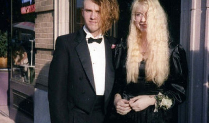 Funny graduates of the 90s (35 photos)