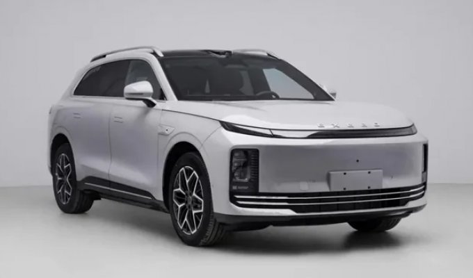 Руль по  проводам уже  был, теперь тормоза по  проводам изобрели (1 фото)