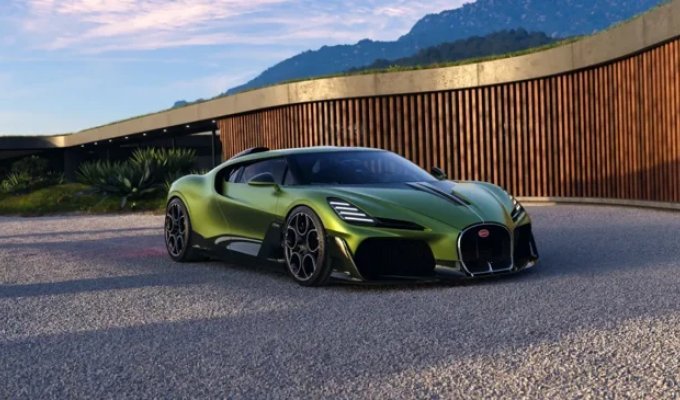 Bugatti представила эксклюзивный гиперкар Brouillard на платформе Chiron (12 фото)