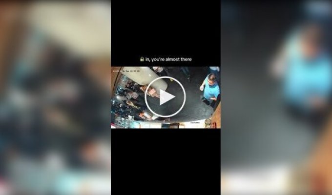 С помощью чужого использованного чека женщина совершила кражу в ресторане