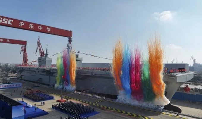 Sichuan (Type 076) is the only warship in the world with an electromagnetic catapult! (8 photos)