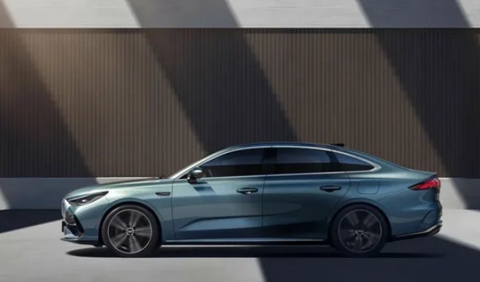 Гибрид Geely Galaxy Starshine 6 начал продаваться в Китае (11 фото)