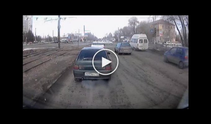 ДТП на светофоре в Магнитогорске