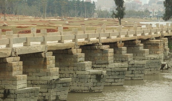 Древний мост Анпинг в Китае (7 фото)
