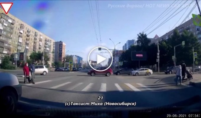 Благородный поступок таксиста из Новосибирска, который помог пенсионерам перейти дорогу (мат)