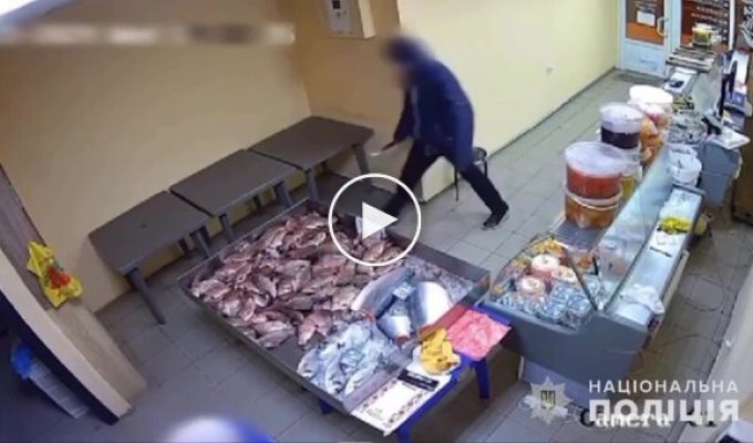 Strange robbery attempt in Poltava