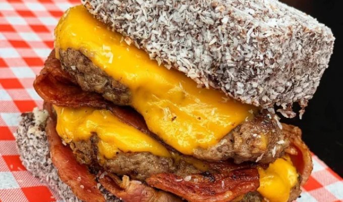 A selection of the most unusual types of burgers (11 photos)