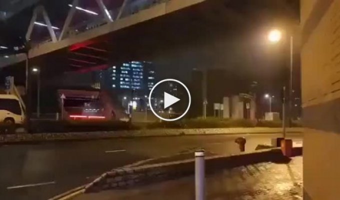 In China, a hurricane wind blew people on the streets