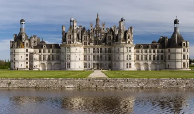 Chambord Castle: An Architectural Enigma That Leonardo da Vinci May Have Drawn Himself (5 photos)
