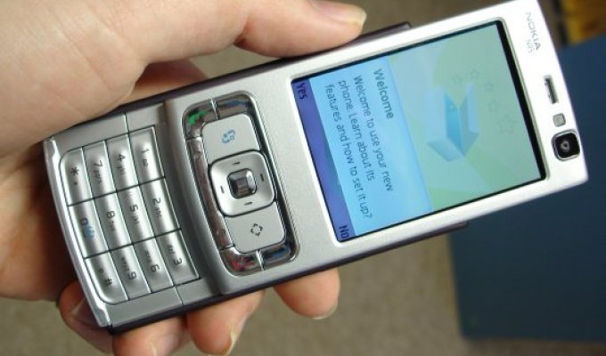 Nokia N95 - первые впечатления и живые фото