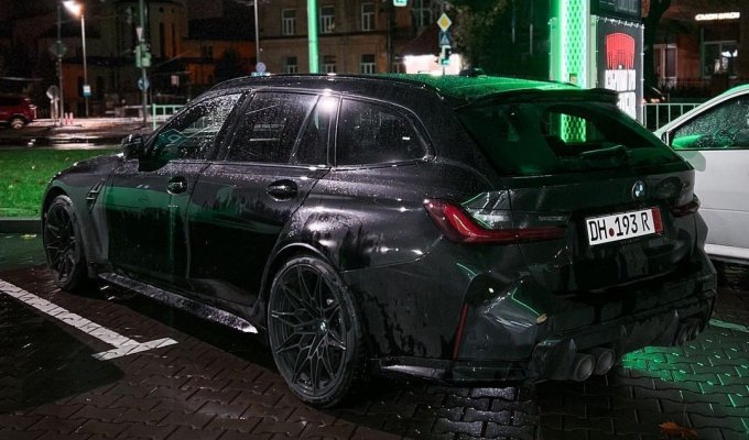 В Украине заметили новейший заряженный универсал BMW M3 (2 фото)