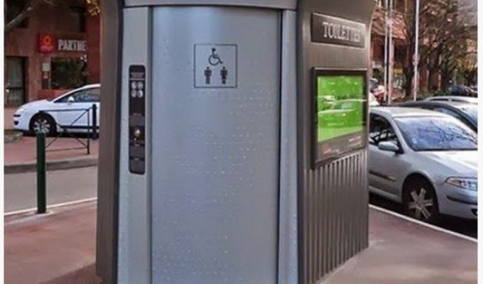 Коварные европейские общественные туалеты (5 фото)