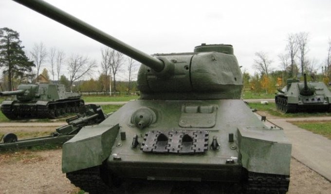 Т-34 против «Пантеры» (14 фотографий)