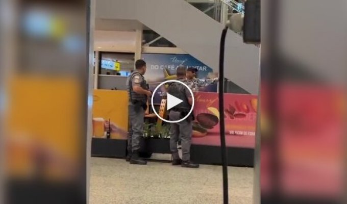 Man with sword at airport stopped by police with taser