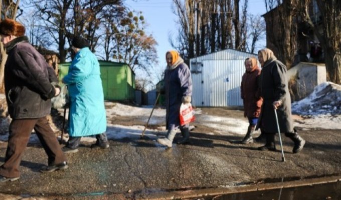 За чертой. Треть украинцев считают себя бедными