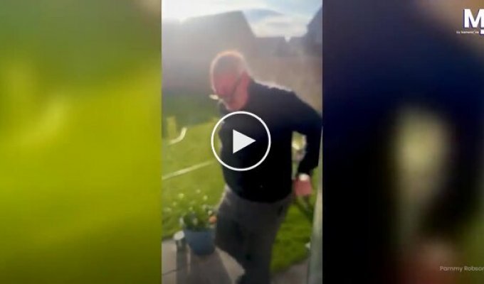 A boy gave his grandfather an unexpected "shower"