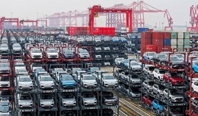 Europe has begun importing more cars from China than it sells to China (1 photo)