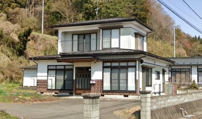В Японии совершенно бесплатно отдают двухэтажный дом на 120 квадратов (6 фото)