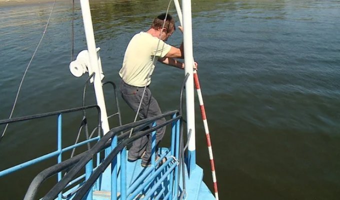 Как замерить глубину морского дна (9 фото)