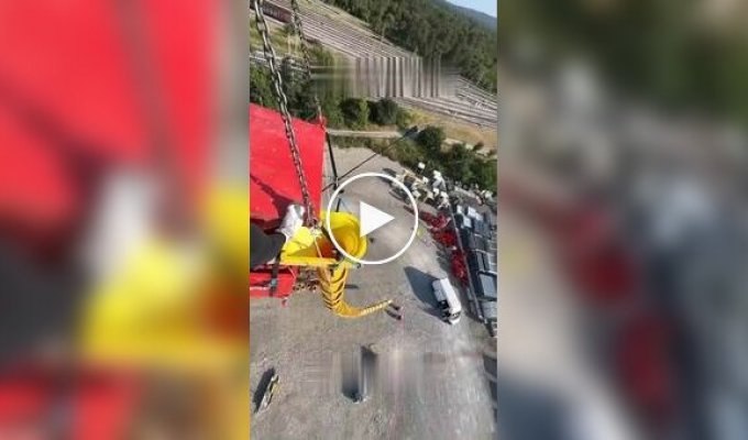 Група акробатів DD Squad показала стрибок через 30-метровий сміттєпровід