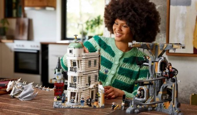 Майже 5 тисяч деталей входить у новий набір Lego за "Гаррі Поттером" (6 фото + відео)