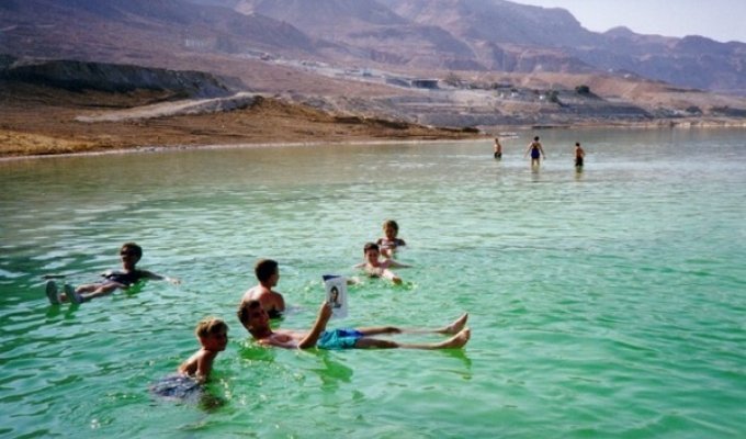 Почему Мертвое море так называется? (3 фото)