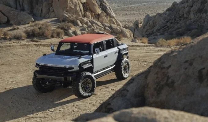 An extreme sports dream that will never come true: GM unveiled the compact Hummer X concept (7 photos)
