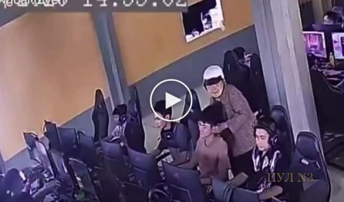 A pensioner confused her grandson at a computer club