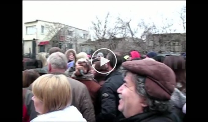 Крымчане умирают в очерядях за талонами в отдел ФМС