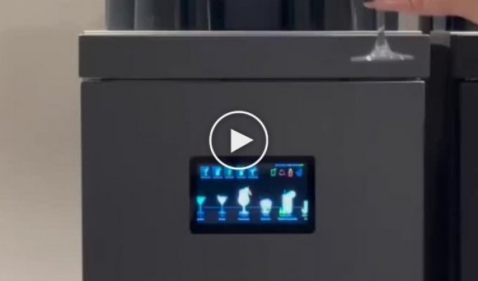 Mixo Two Cocktail Machine - неплохой кулер, который нужен в каждом офисе