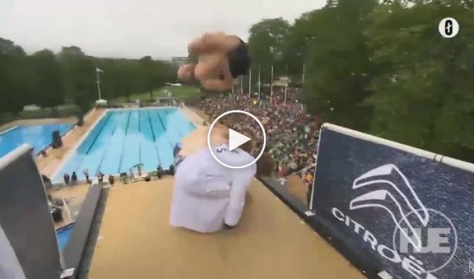Безумное норвежское соревнование по смертельным прыжкам в воду