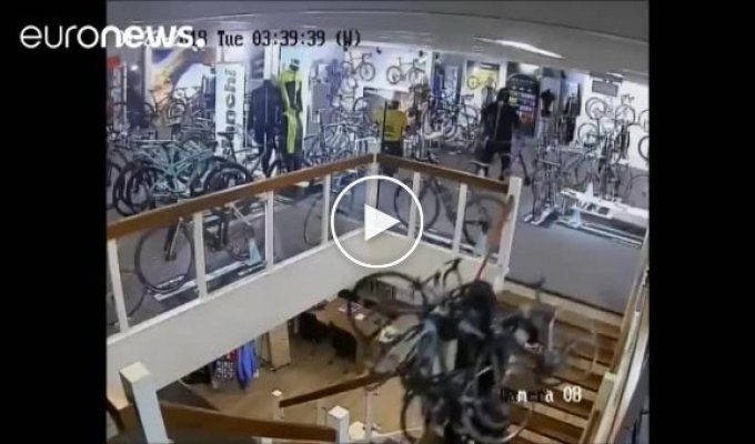 В Голландии, парни украли велосипедов на сумму 100 тысяч евро