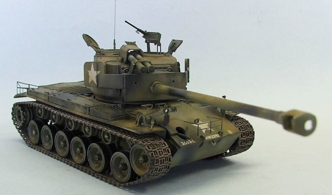 Тяжелый танк T26E1 Super Pershing (17 фото)