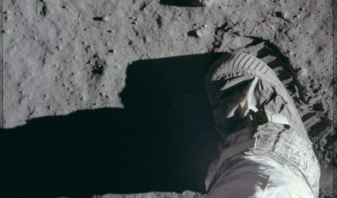 Фотографии миссии "Аполлон-11", которые NASA скрывало все эти годы (25 фото + 3 видео)
