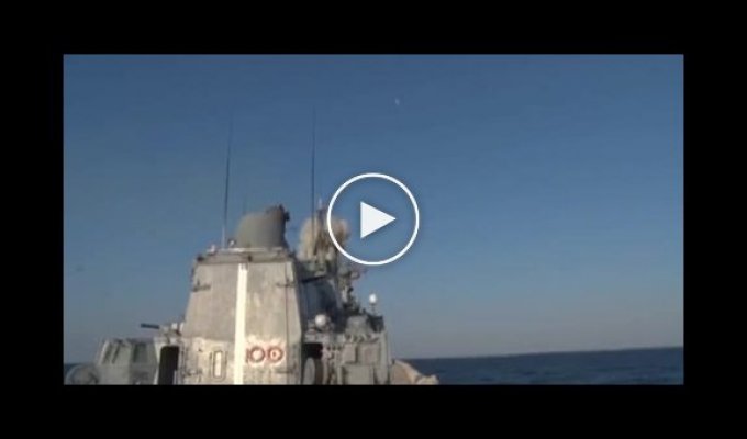 Видео для Гааги. В минубийствах рф показали вчерашний запуск ракет Калибр по территории Украины