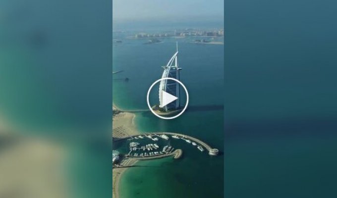 Робо-спасатели на пляжах Дубая