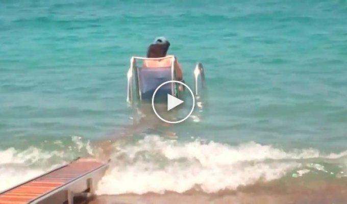 Пляж для инвалидов-колясочников