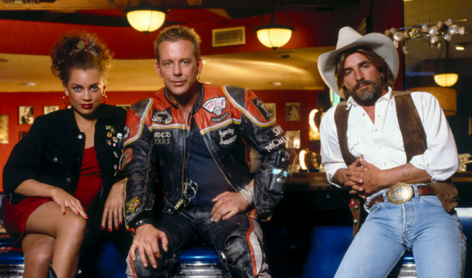 Some interesting facts about the film "Harley Davidson and the Marlboro Man" (10 photos)