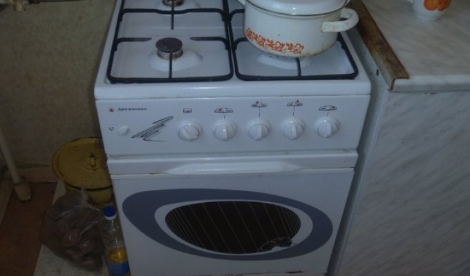Как починить дверцу духовку от газовой плиты (3 фото)