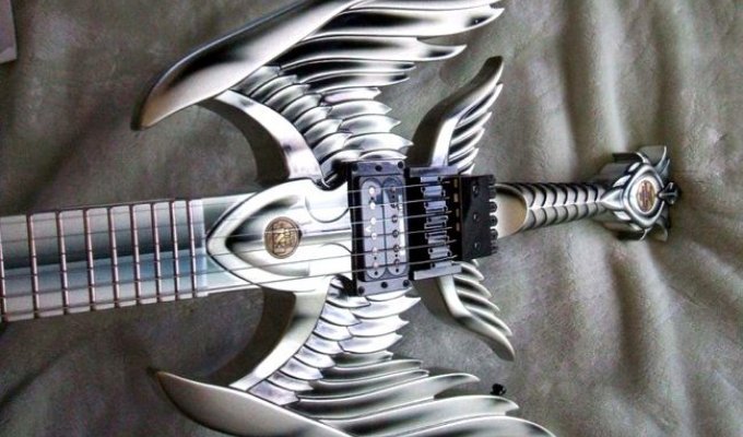 Гитара меч (8 фото)