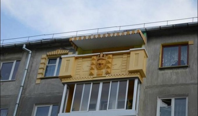 Необычные балконы (17 фото)