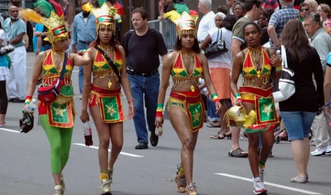 Women of Cuba: how the beauties from the island of Freedom live (12 photos)