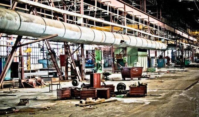 Законсервированный завод "Абаканвагонмаш" (32 фото)