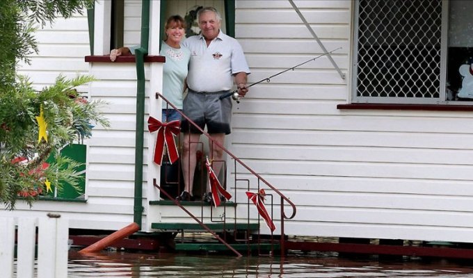 Новый год в Австралии начался с наводнения (12 фото)
