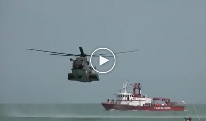 A helicopter that can land on water
