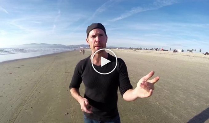 Битбокс жонглер на пляже
