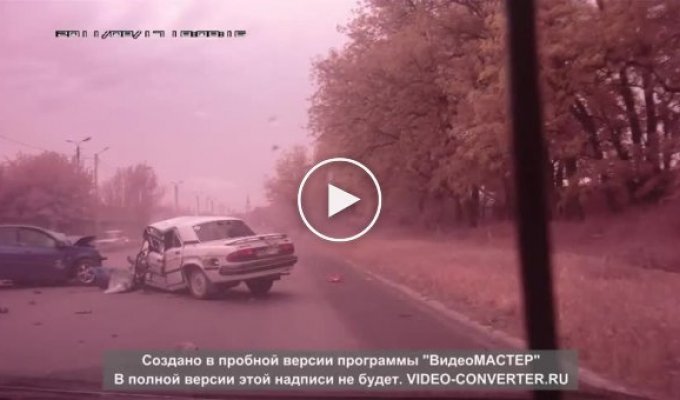 Жуткая авария в Таганроге (0:40)