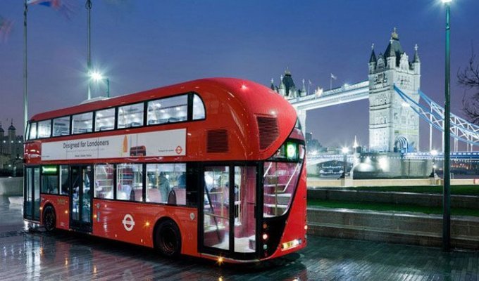 Новый автобус для Лондона (12 фото + видео)