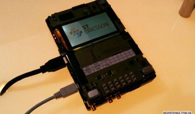Мобильная платформа ST-Ericsson U8500 - демонстрация возможностей (видео)